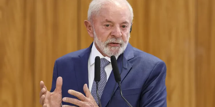 Nenhum aposentado terá prejuízo, diz Lula sobre descontos indevidos