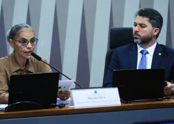 Ministras e Janja defendem Marina Silva após ataques de senadores