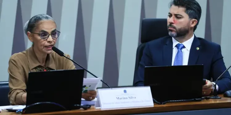 Ministras e Janja defendem Marina Silva após ataques de senadores