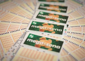 Ninguém acerta e prêmio da Mega-Sena vai a R$ 55 milhões