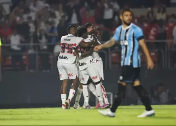 São Paulo vence o Grêmio no Morumbis