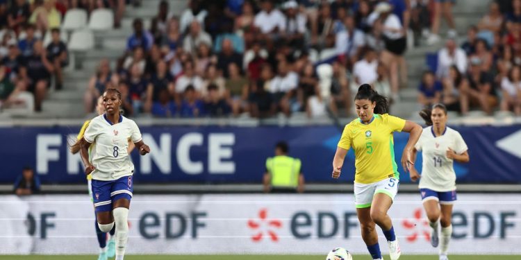 Seleção feminina é derrotada em último teste antes da Copa América