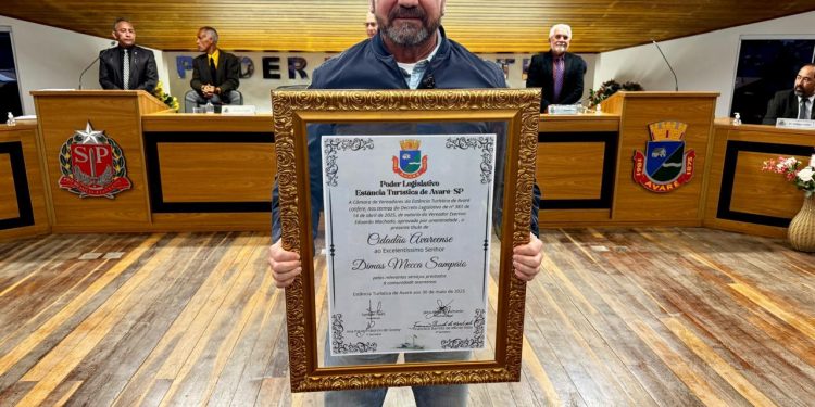 Deputado Estadual Major Mecca recebe título de Cidadão Avareense em sessão solene