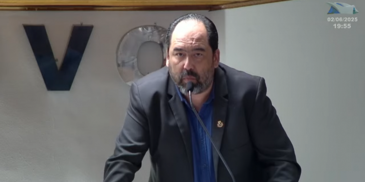 VEREADOR HIDALGO DE FREITAS ANUNCIA R$ 580 MIL EM EMENDAS JÁ DISPONÍVEIS PARA INSTITUIÇÕES DE AVARÉ