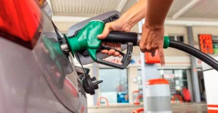 Preço da gasolina pode cair R$ 0,12 nos postos de combustíveis
