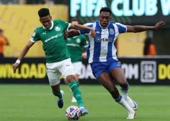 Palmeiras pressiona até o fim, mas fica no empate com o Porto na estreia da Copa do Mundo de Clubes