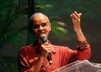 Marina Silva alerta para “golpe mortal” em normas sobre licenciamento