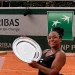 Vitória Miranda é campeã juvenil de simples e duplas em Roland Garros