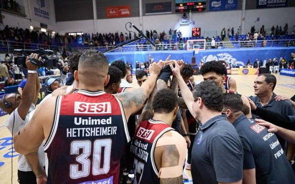 Georginho exalta elenco do Franca em busca do tetra do NBB: “Muita gente qualificada”