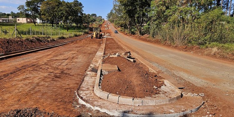 Obras para duplicação da Avenida Copacabana avançam em Avaré