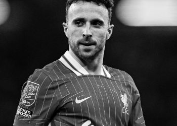 Atacante do Liverpool Diogo Jota e irmão morrem em acidente na Espanha