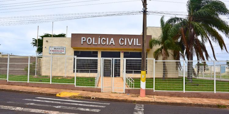 Investigação da DDM de Avaré revela que mulher simulou envolvimento com suposto extorsionário para ocultar vício em jogos e dívida com agiotas