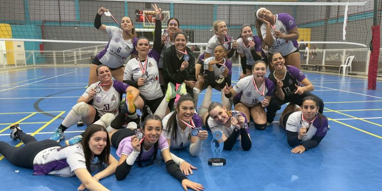 2Feminino de Itapetininga conquista a Prata nos Jogos Regionais e garante vaga para os Jogos Abertos