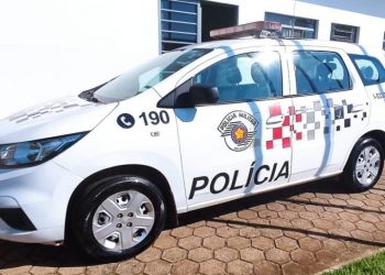 HOMEM É PRESO APÓS AGREDIR À COMPANHEIRA COM CORRENTE