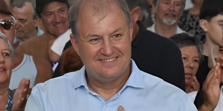 Botucatu quer Pardini de volta na política: 87% votariam no ex-Prefeito para deputado estadual, segundo enquete