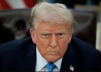 Trump faz post em defesa de Bolsonaro e critica o Brasil