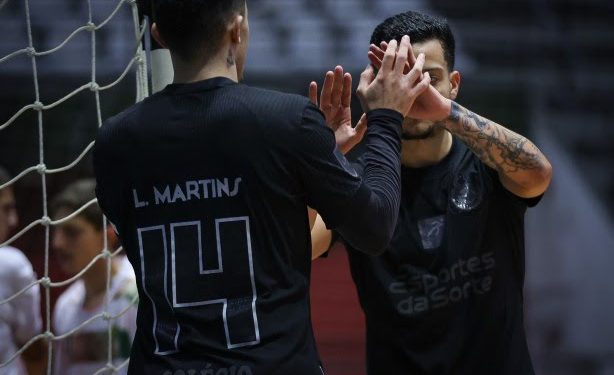 Goleiro agarra pênalti e Corinthians consegue virada contra o Magnus pelo Paulista de Futsal