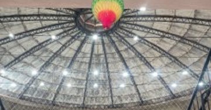 Ginásio Municipal de Esportes Kim Negrão recebe iluminação de LED