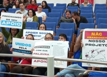 Vereadores aprovam concessão de uso de imóvel à Associação Paulista de Equoterapia