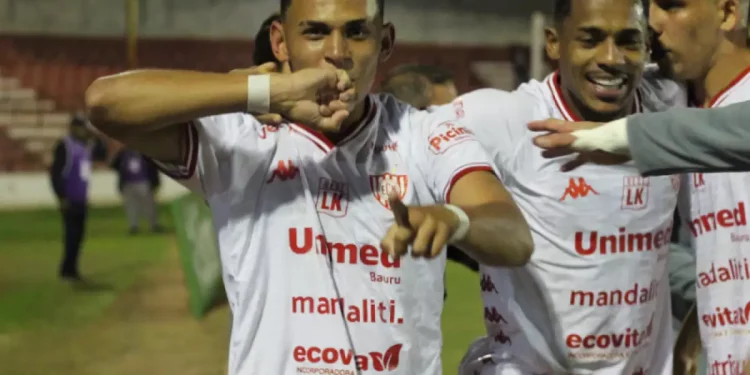 Noroeste vence Linense e vaga nas oitavas de final fica próxima