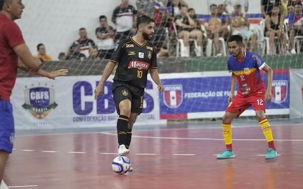 Magnus sai na frente do Bregafó no jogo de ida da semifinal da Copa do Brasil