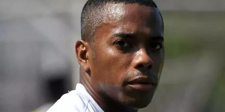 Maioria do STF mantém prisão do ex-jogador Robinho