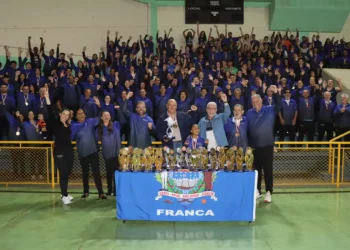 Franca comemora hexacampeonato nos Jogos Regionais