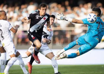 Vasco goleia o Santos por 6 a 0 em dia de festa para Neymar