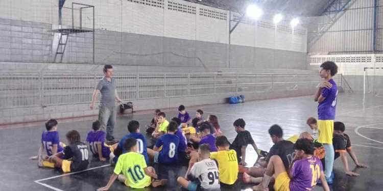 Escolinha do Boca Juniors Bauru oferece futebol gratuito para crianças de 6 a 14 anos