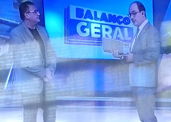 Prefeito Roberto Araújo participou do Balanço Geral da Rede Record