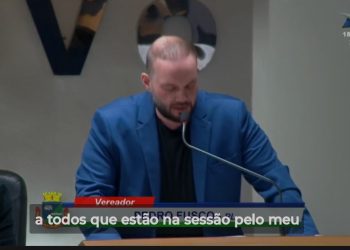 VEREADOR CRITICA OPOSIÇÃO E CPI DA MERENDA EM DISCURSO INFLAMADO NA CÂMARA DE AVARÉ: “PARECE UMA CPI PROTOCOLADA COM O CHAT GPT. ESTÁ HORRÍVEL”
