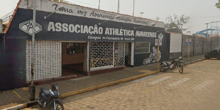 EM MEIO A RACHA INTERNO, SÓCIOS DA ASSOCIAÇÃO ATHLÉTICA AVAREENSE MANTÊM PRESIDENTE NO CARGO