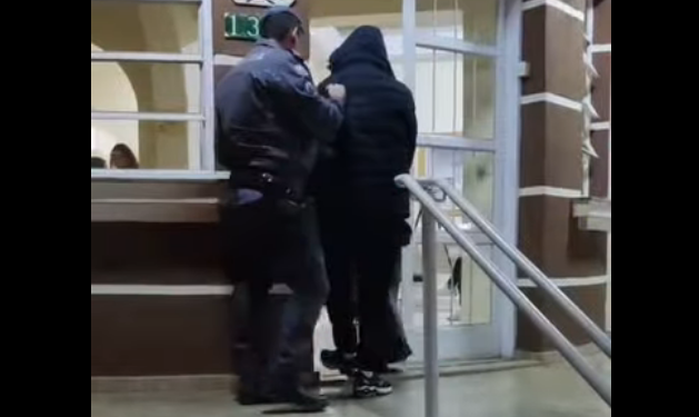 HOMEM DE 37 ANOS É PRESO POR TRÁFICO DE DROGAS NO ÁGUA BRANCA 3 EM AVARÉ