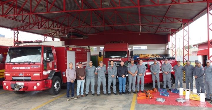 Corpo de Bombeiros de Avaré recebe novos equipamentos da prefeitura