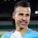 Goleiro Fábio vira capa de jornal inglês após quebrar recorde histórico no futebol