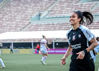 Corinthians bate São Paulo e abre vantagem na semi do Brasileiro Feminino