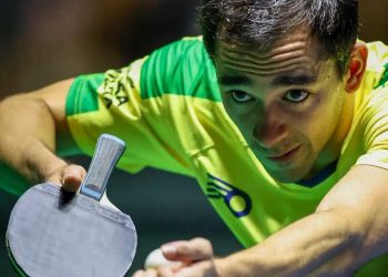 Hugo Calderano vence Benedikt Duda e é campeão do WTT de Foz do Iguaçu