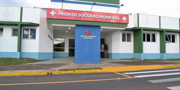 FILHO FAZ DESABAFO EMOCIONADO APÓS PERDER A MÃE POR SUPOSTA NEGLIGÊNCIA MÉDICA NO PRONTO SOCORRO DE AVARÉ