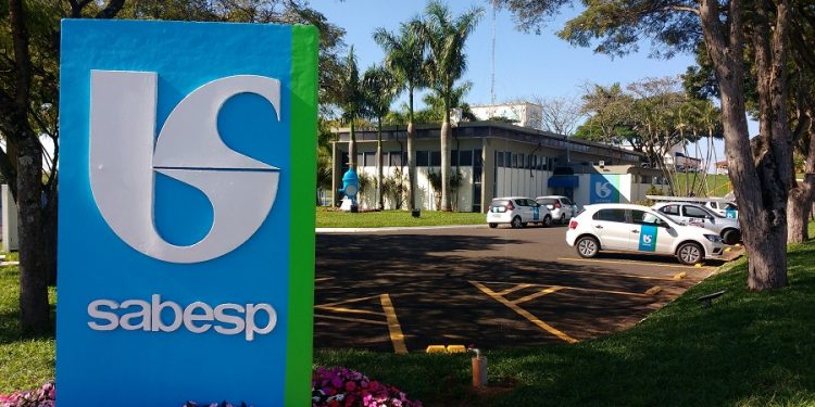 Sabesp altera horários em 115 agências a partir de agosto; veja canais digitais 24h