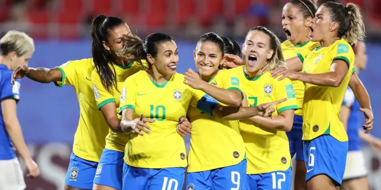 Seleção feminina de futebol terá amistoso contra a Itália em outubro
