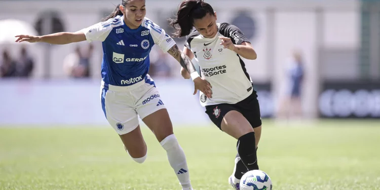 Corinthians empata com Cruzeiro na ida da final do Brasileirão feminino