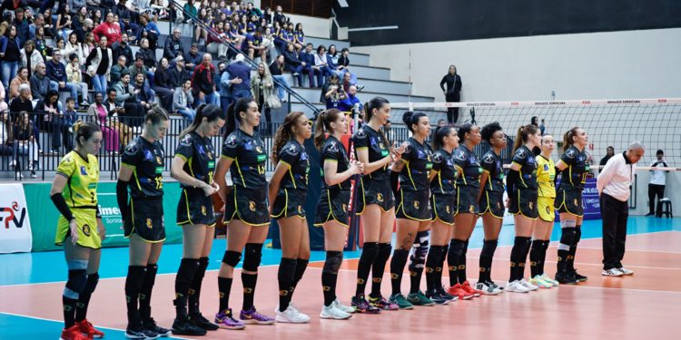 Renasce enfrenta Bauru pelas semifinais do Paulista de Vôlei