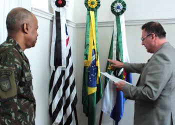 SOLENIDADE *Prefeito Roberto Araujo é empossado presidente da Junta de Serviço Militar de Avaré