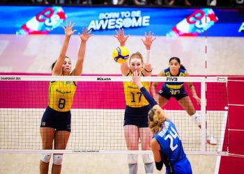 Apesar do destaque de Gabi, Brasil perde para Itália e está fora final do Mundial de Vôlei