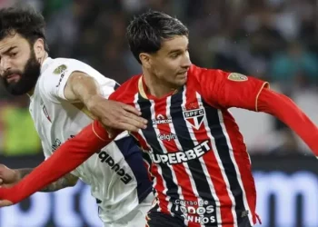 São Paulo perde da LDU em Quito pelas quartas de final da Libertadores