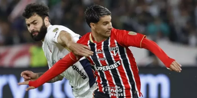 São Paulo perde da LDU em Quito pelas quartas de final da Libertadores