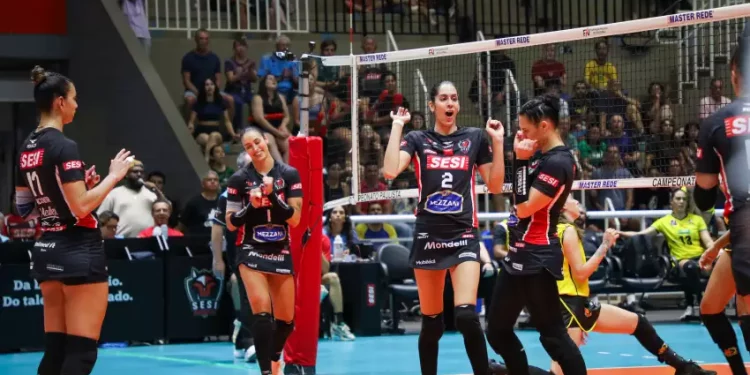 Sesi Vôlei Bauru vence Renasce Sorocaba em casa e volta à final