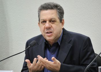 CULTURA  42ª Fampop traz de volta Encontro de Letristas, que será coordenado pelo professor Pasquale