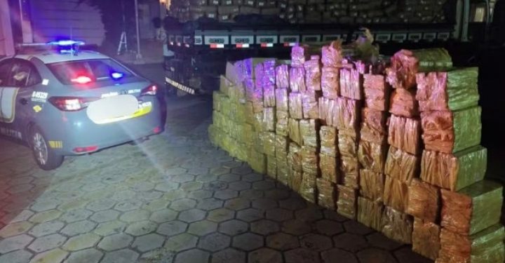 Polícia apreende maconha escondida em carga de massa de tapioca em Avaré
