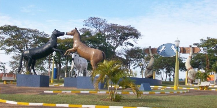 FEIRANTES E AMBULANTES DE AVARÉ DEVEM SE CADASTRAR PRESENCIALMENTE PARA A 55ª EMAPA
